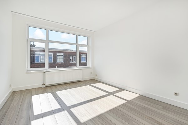 Medium property photo - Hadewichstraat 45, 2531 XX Den Haag